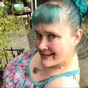 Meet your Posher, Nancy